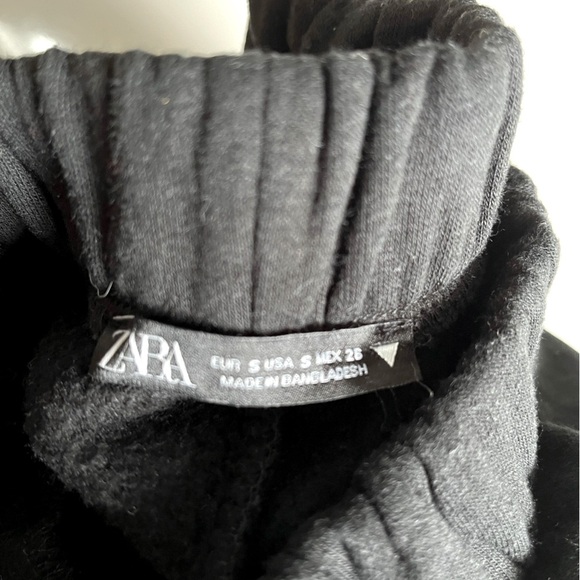 ZARA 2 pairs of identical joggers - Picture 2 of 4